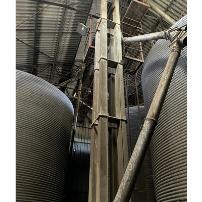 Élévateur hauteur 18 m débit 50 T/H